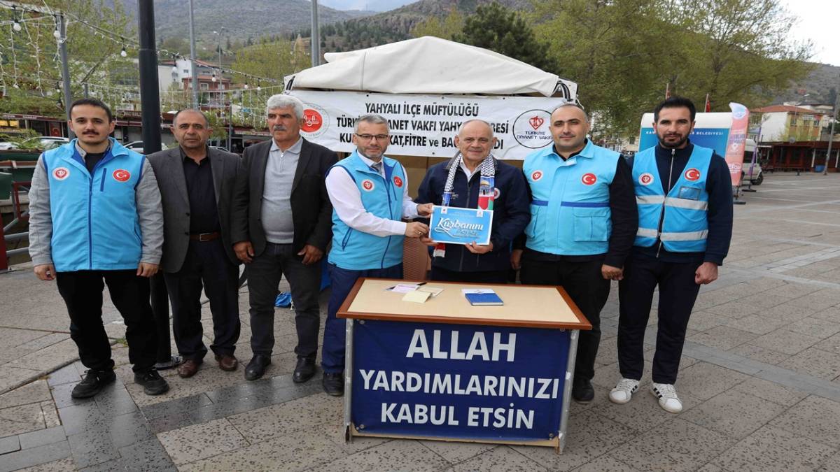 BAŞKAN ÖZTÜRK’TEN VEKALETLE KURBAN BAĞIŞI