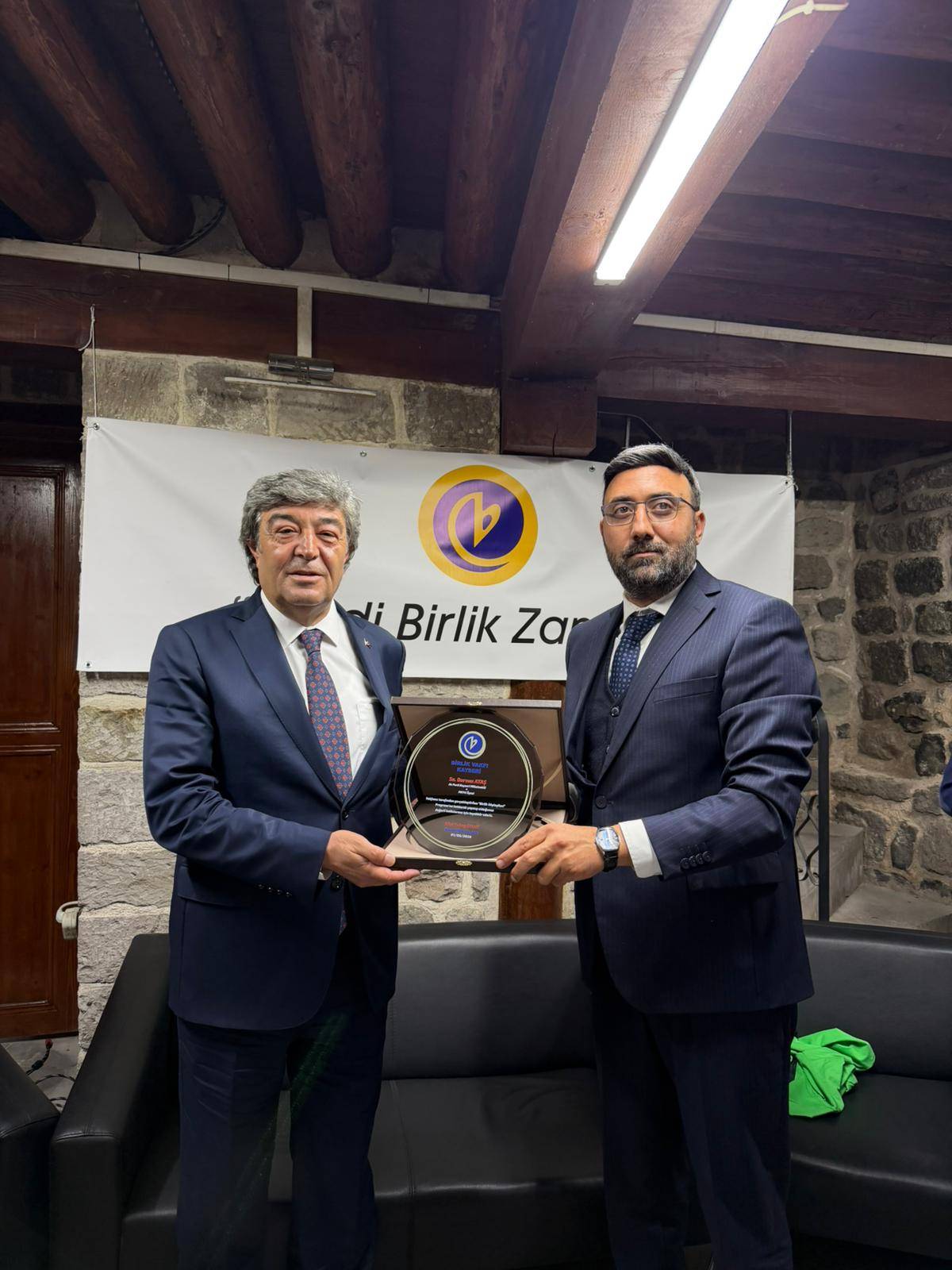 BİRLİK VAKFI’NDA “BİRLİK SÖYLEŞİLERİ”NİN KONUĞU ATAŞ OLDU