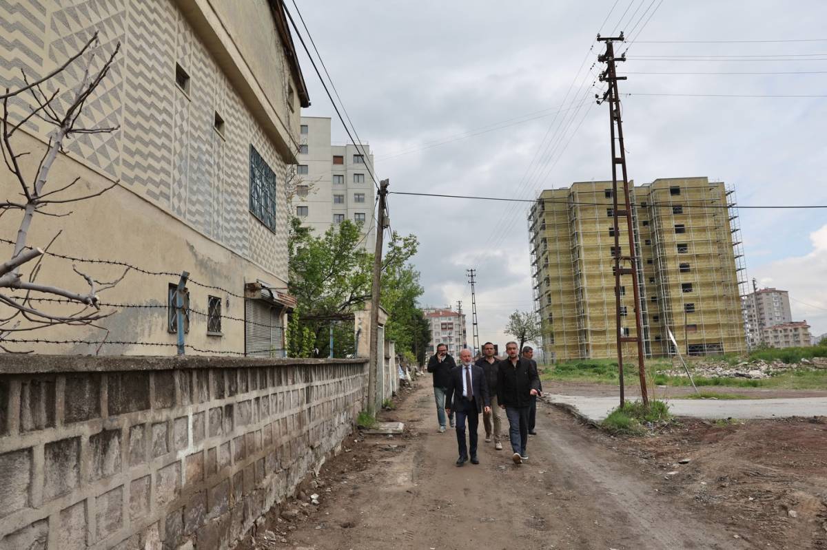 ÇOLAKBAYRAKDAR, “ÖRNEK BİR MAHALLE KURUYORUZ”