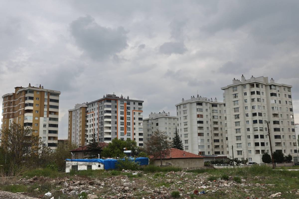 ÇOLAKBAYRAKDAR, “ÖRNEK BİR MAHALLE KURUYORUZ”